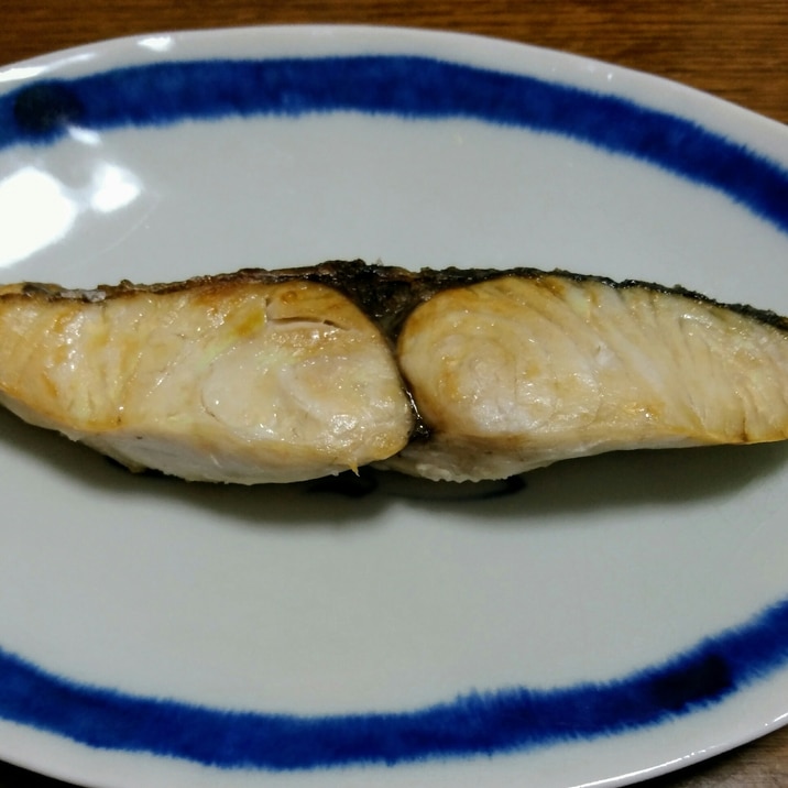 サワラのふっくら塩焼き